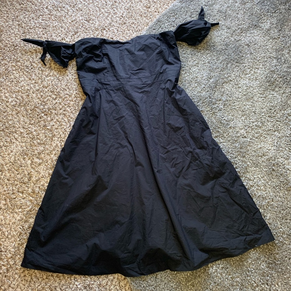 Ann Taylor Off the Shoulder A-Line Midi Dress